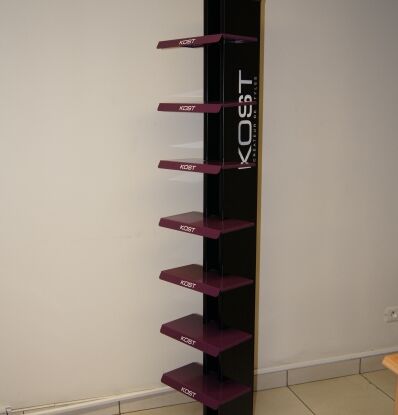 07   Presentoir